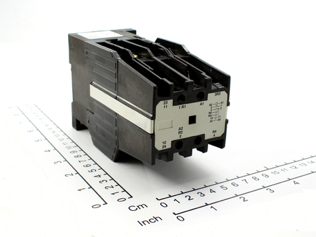 DEMAG Contactor DSUB 311 230220V50HZ KU-SchÃ¼tz